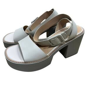 Women’s Naked Feet Iconoclast Chunky Heeled Double Strap Gray Sandals Size 7.5
